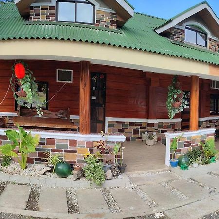 Blue Lagoon Inn, Pagudpud Luaran gambar